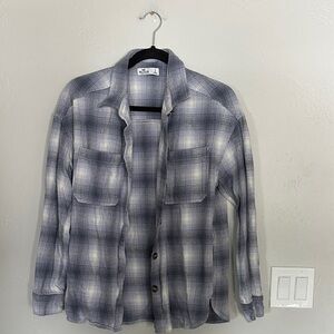 Hollister Gray Plaid Button Down Shirt